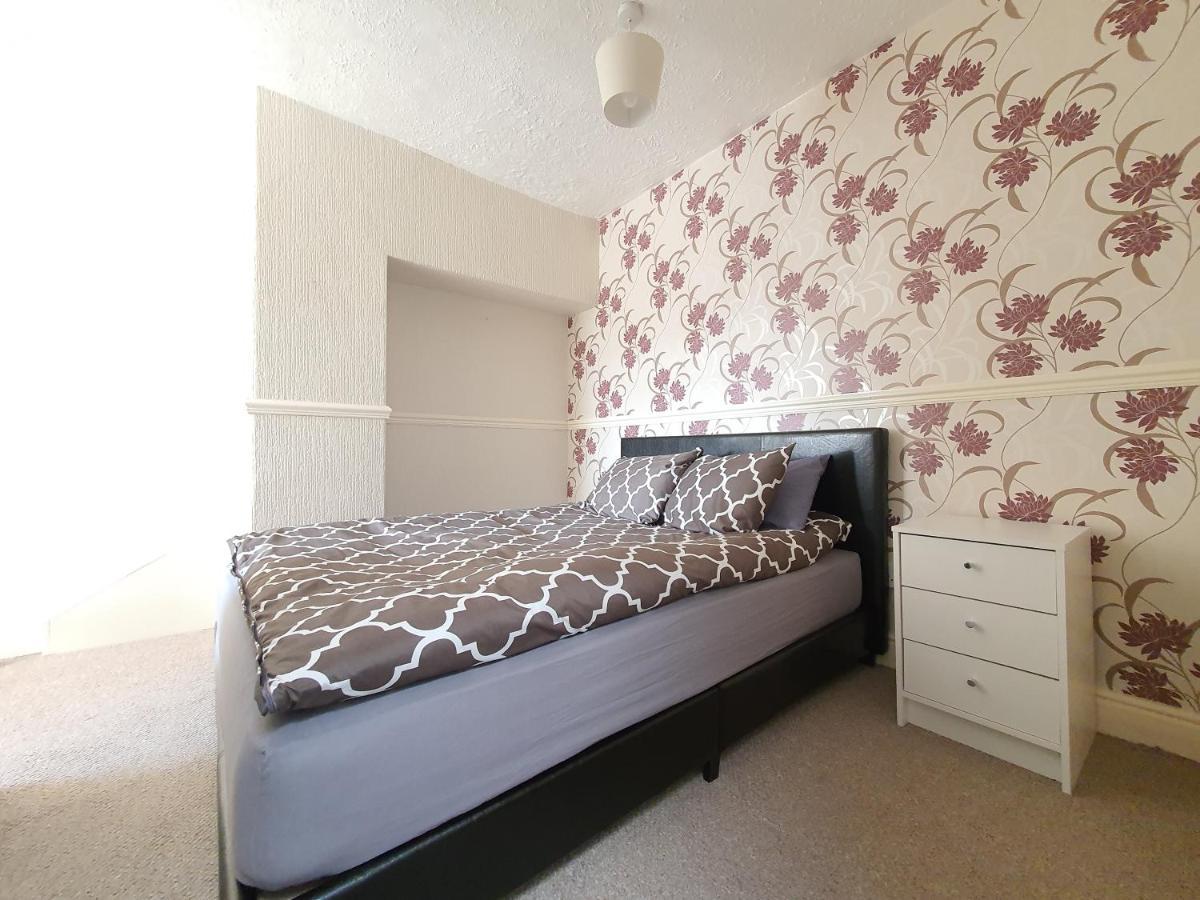 Dysa Crystal House Villa Blackpool Exterior photo